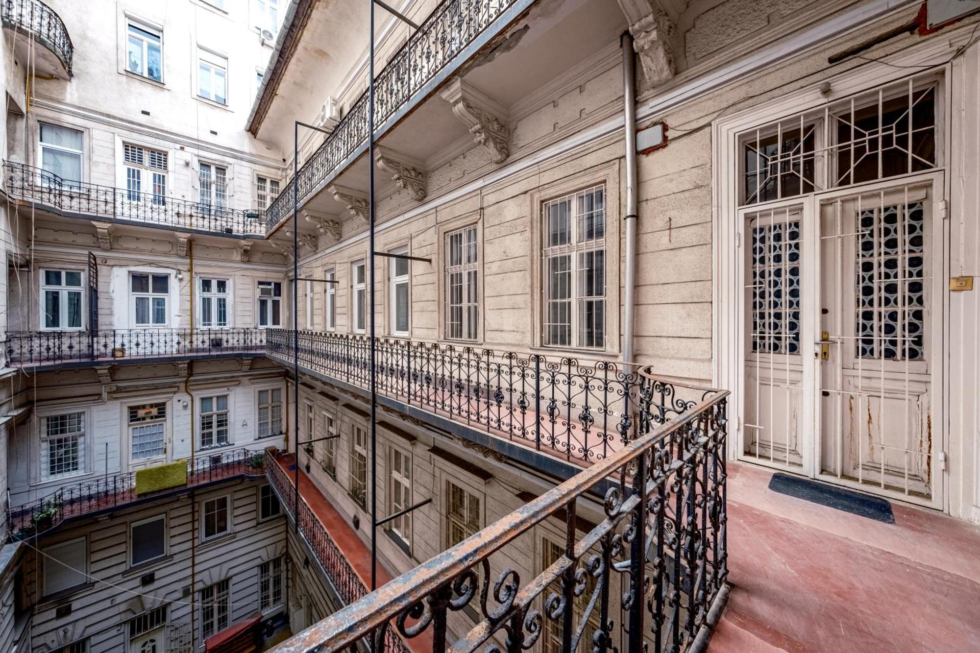 Soho Downtown Apartment Boedapest Buitenkant foto